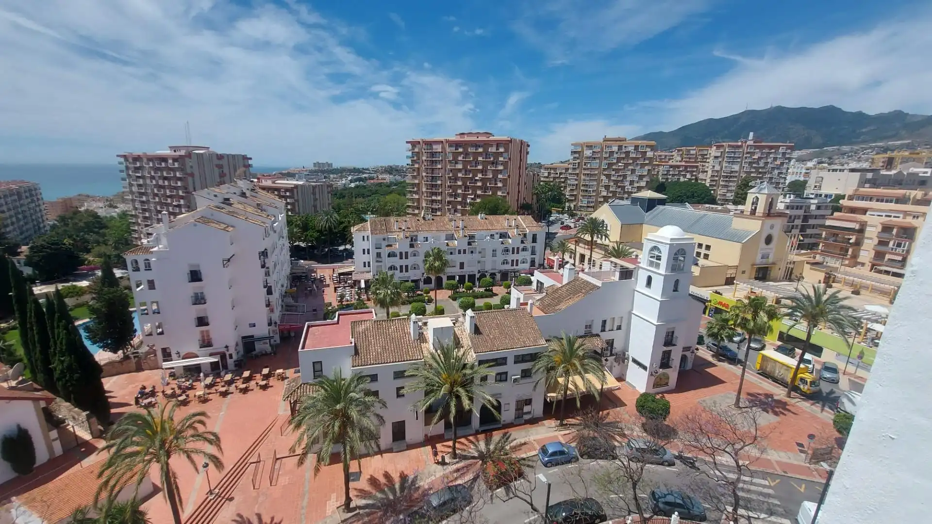 Apartamento de 2 Dormitorios en Última Planta con Vistas al Mar y a la Plaza, imatge 3