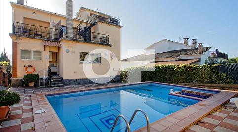 Foto 3 de Edifici en venda a Carrer Carrer D'antoni Gaudí, Sant Fost de Campsentelles, Barcelona