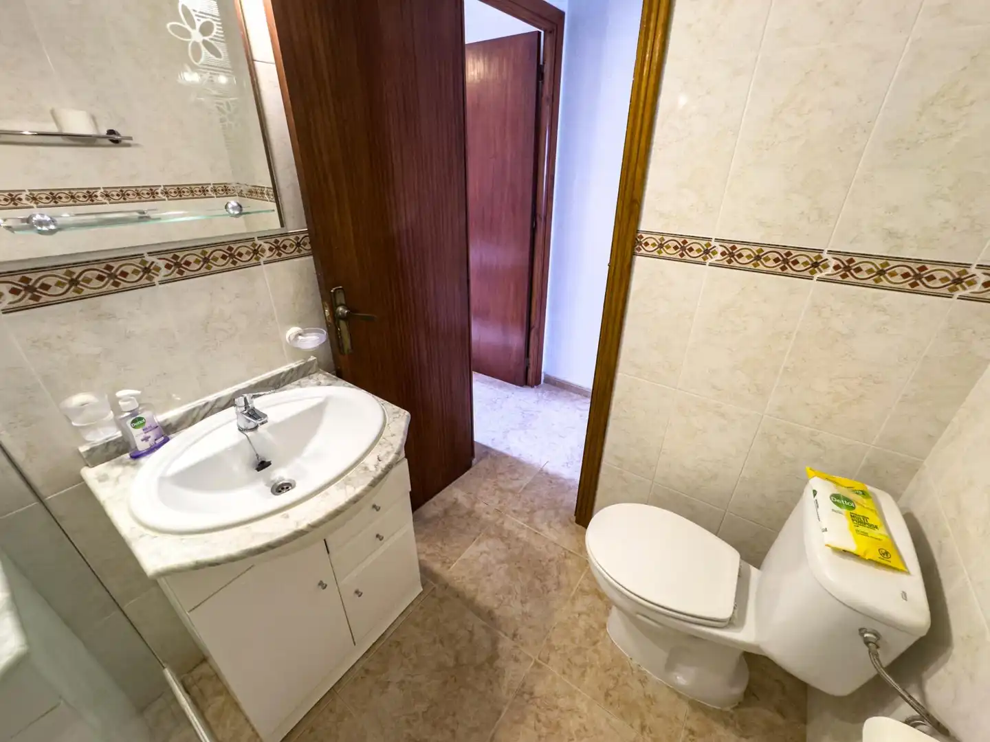 Bany de Casa adosada en venda en Torrevieja amb Aire condicionat, Terrassa i Moblat
