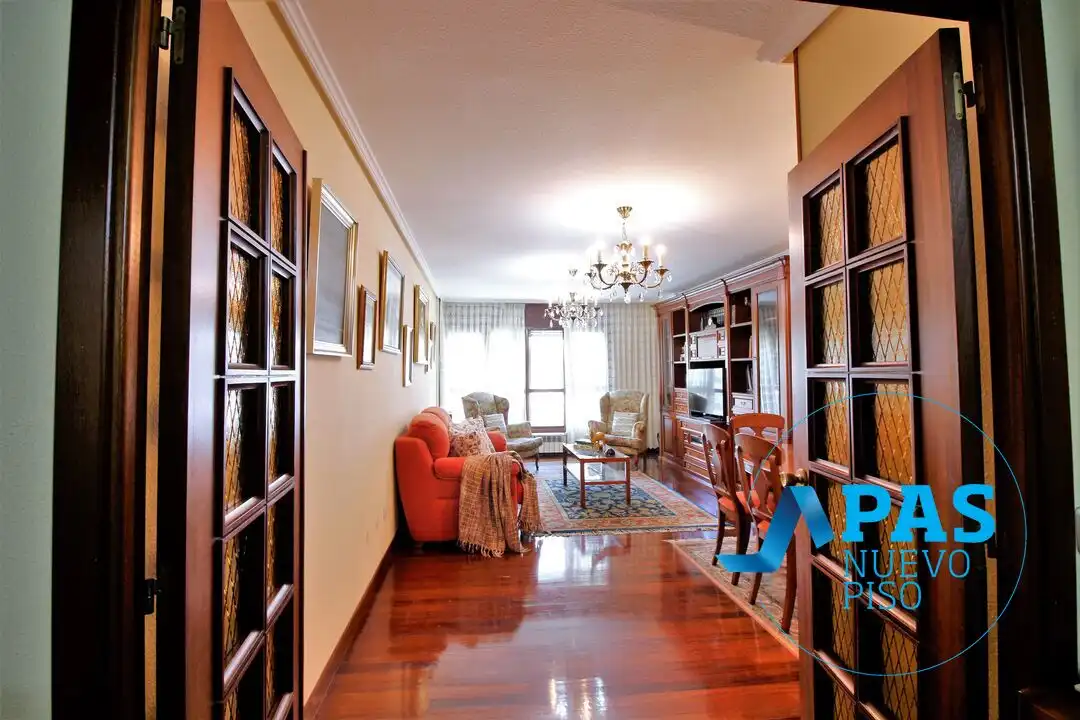 Wohnzimmer von Wohnung zum Verkauf in Santander mit Heizung und Abstellraum