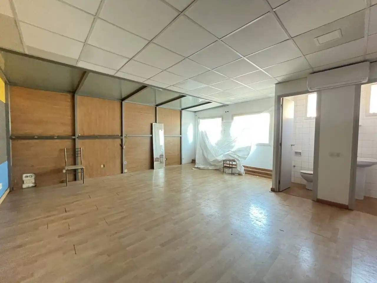 Industriegebäude zur Miete in Calle Sant Adrià, imagen 21