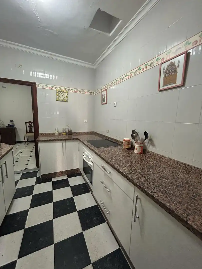Kitchen of Houses for sale in Utrera