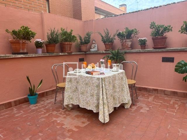 Photo 1 of Flat for sale in Gerardo Cordón, Ventas, Madrid