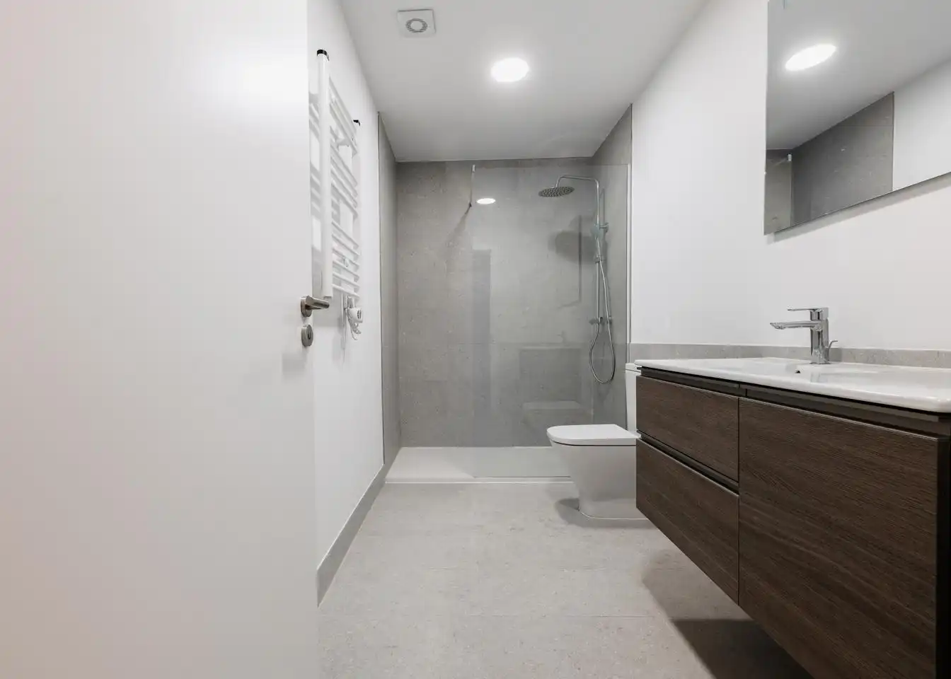 Bathroom of Flat for sale in A Coruña Capital 