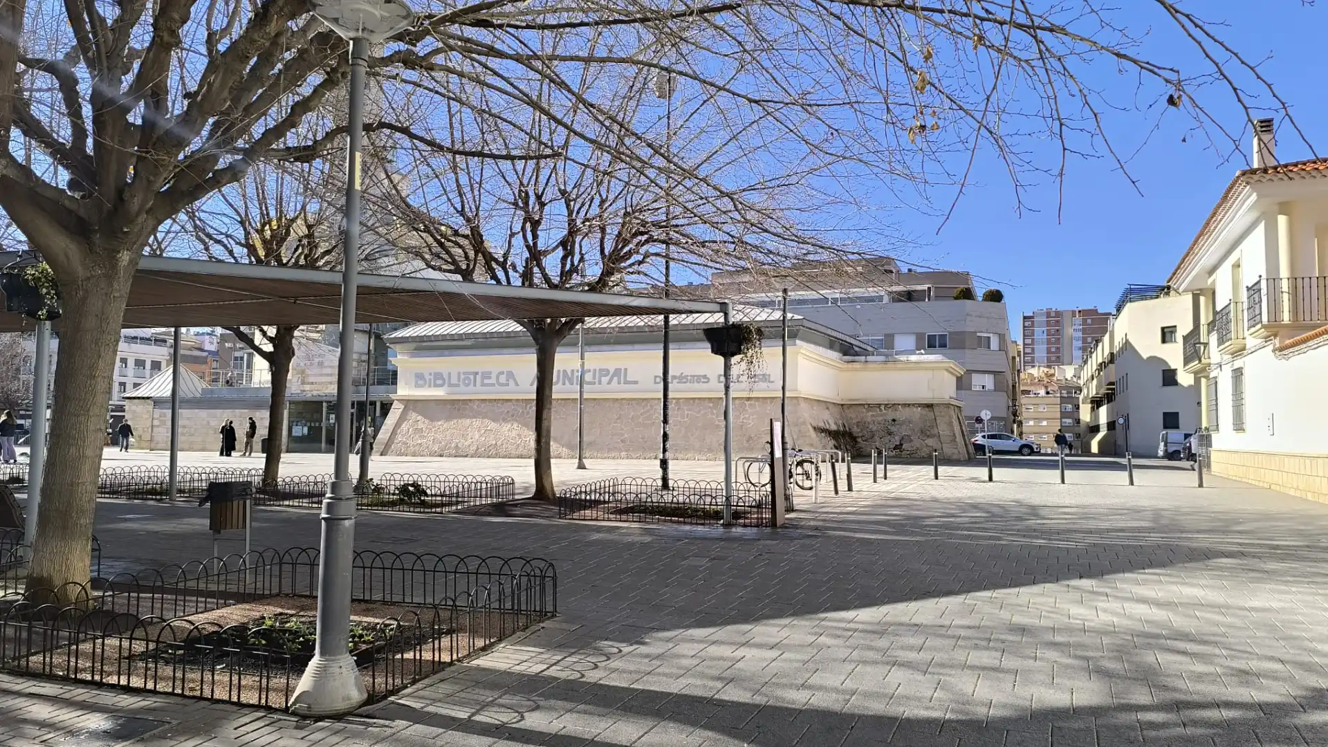 Vista exterior de Piso en venta en  Albacete Capital con Calefacción, Amueblado y Horno