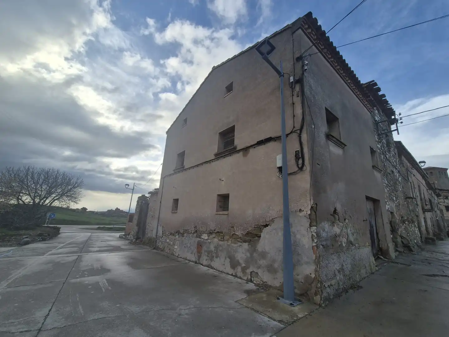 Exterior view of Houses for sale in Els Plans de Sió  with Balcony