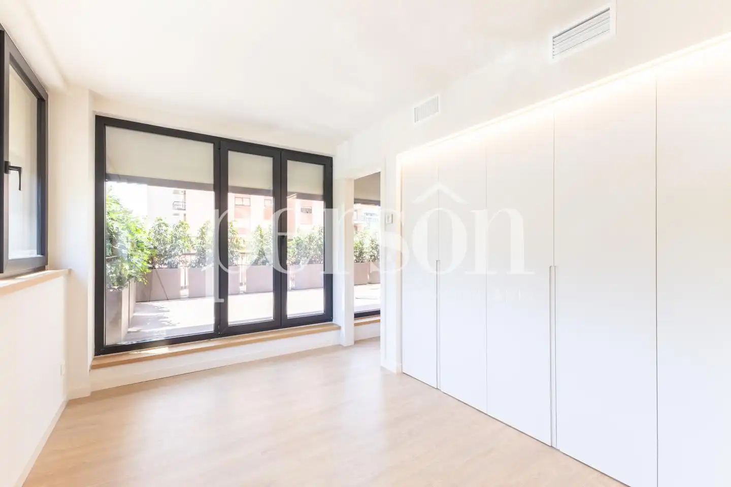 Habitación de Piso en venta en Valencia con Aire acondicionado, Jardín privado y Terraza