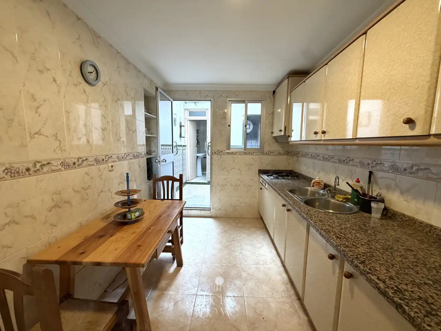Casa amb terrassa en venda a Calle Zumaque
