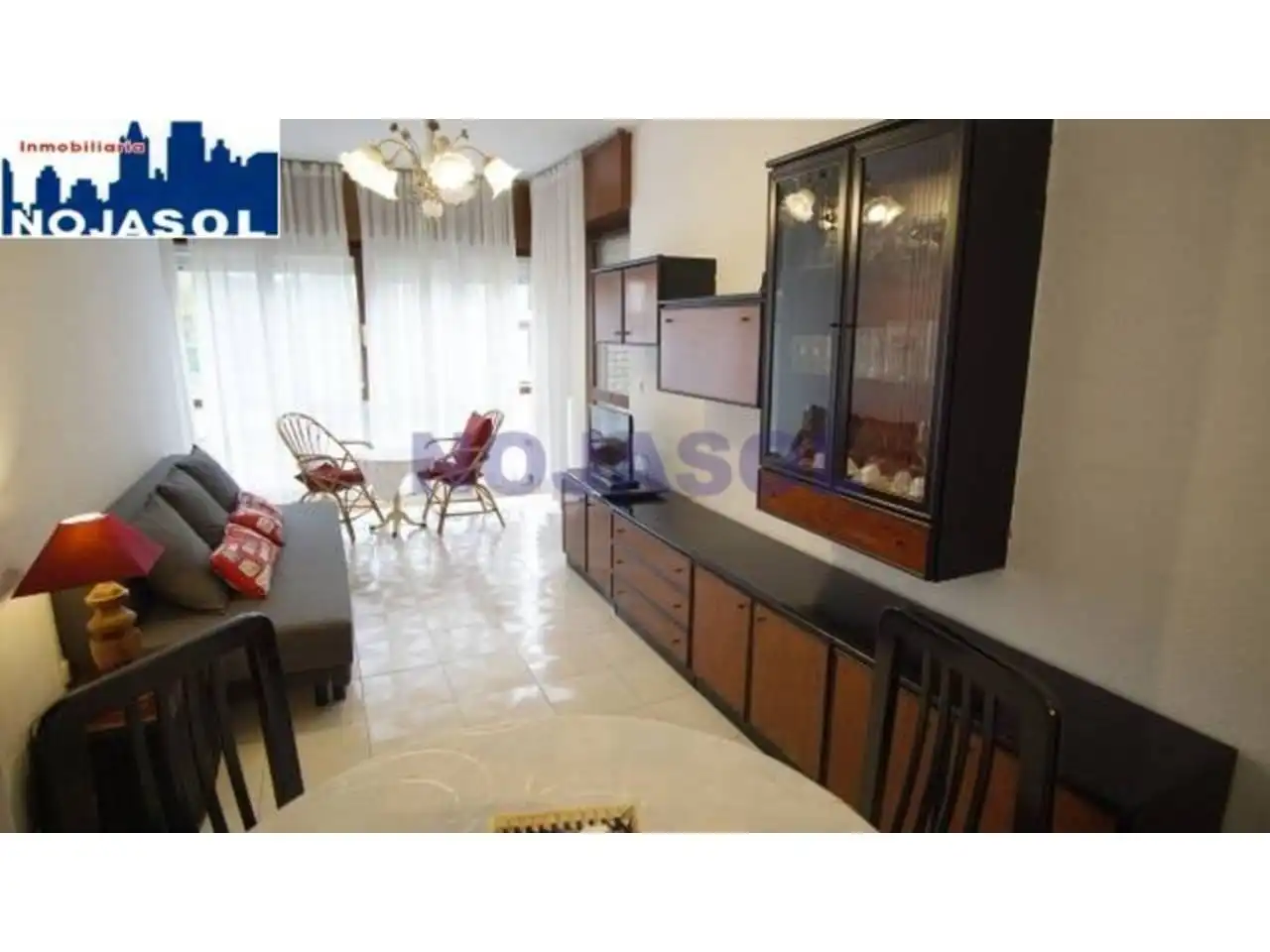 Sala de estar de Apartamento de alquiler en Noja con Terraza y Amueblado