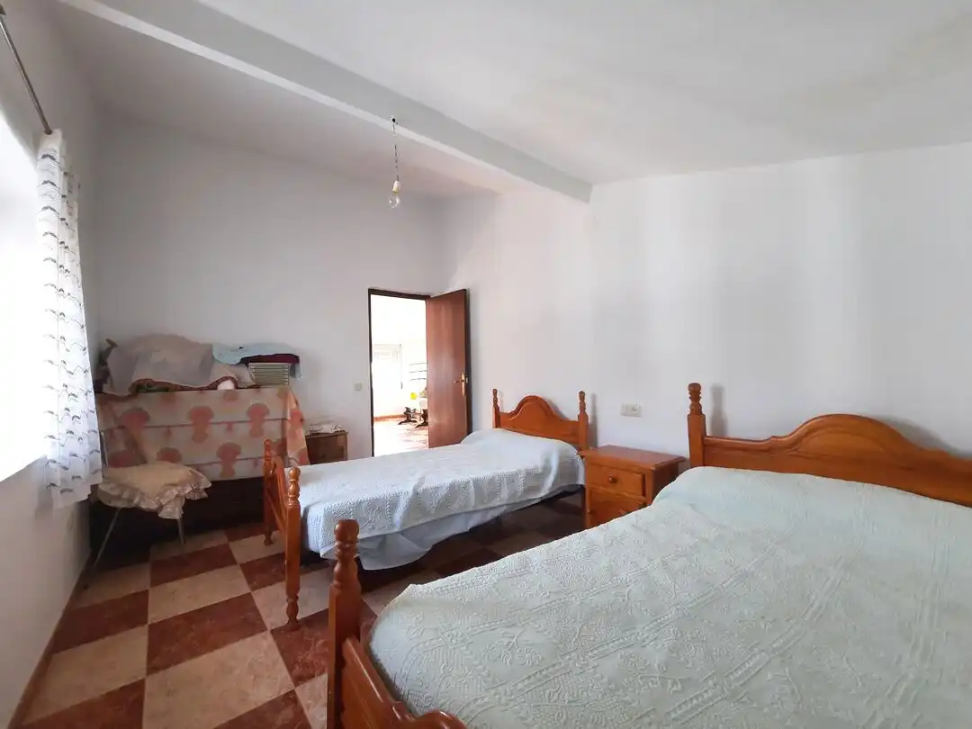 Bedroom of Houses for sale in Alía  with Balcony