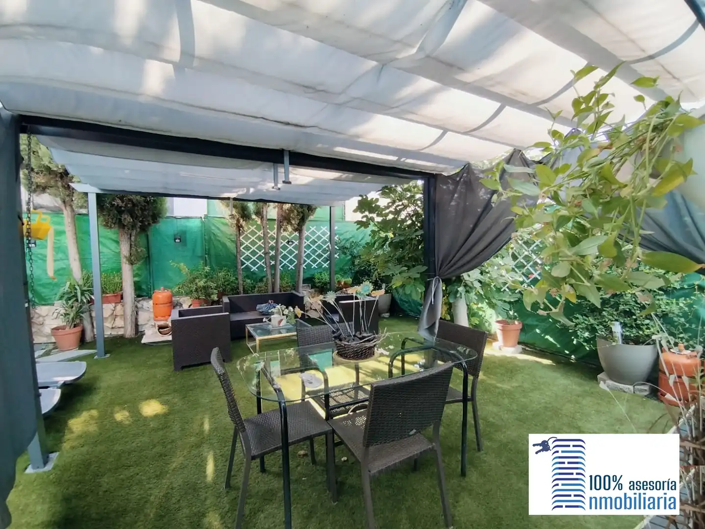 Terraza de Casa adosada en venta en Perales de Tajuña con Aire acondicionado, Calefacción y Jardín privado