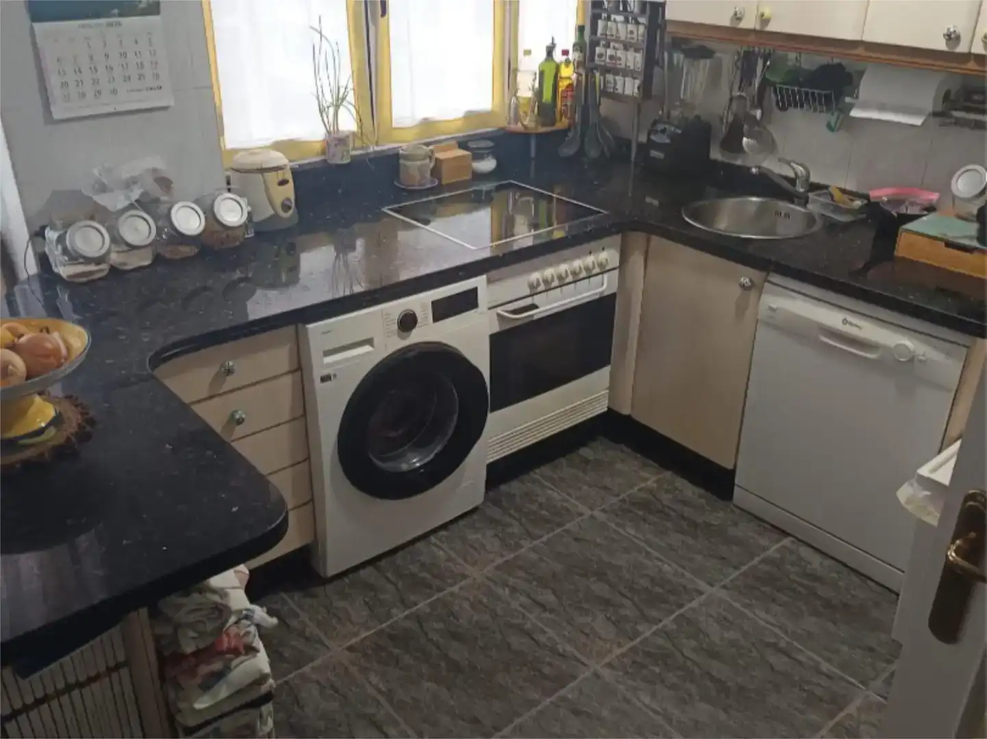 Kitchen of Flat for sale in Gijón 