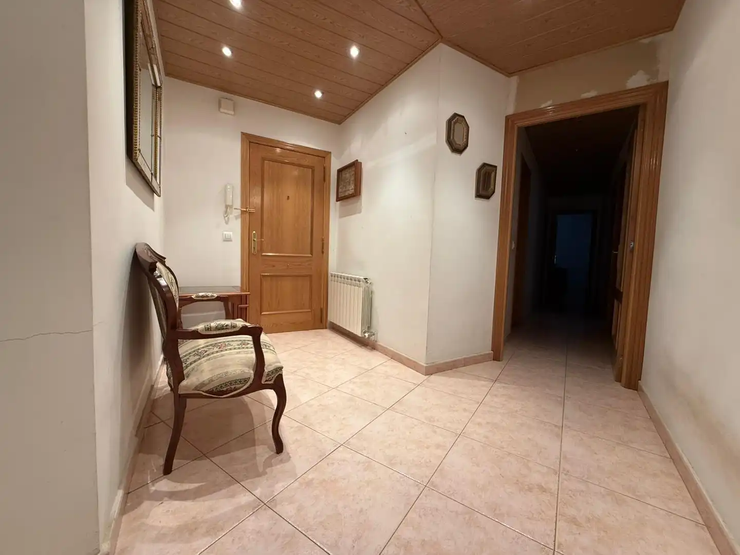 Wohnung zum Verkauf in Alcolea de Cinca mit Klimaanlage, Heizung und Terrasse