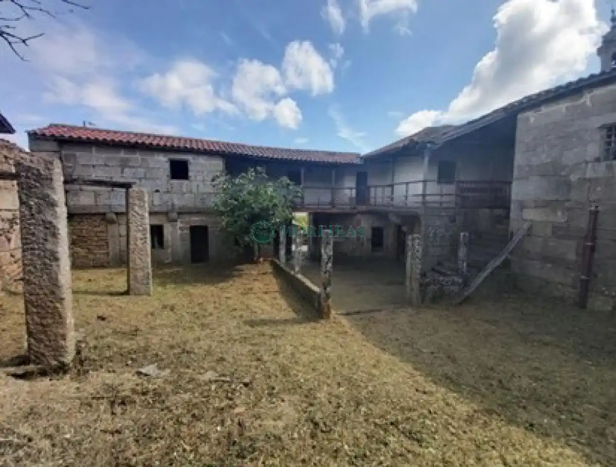 Casa amb terrassa en venda a San Cibrao das Viñas