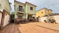 Exterior view of House or chalet for sale in Algeciras  with Swimming Pool