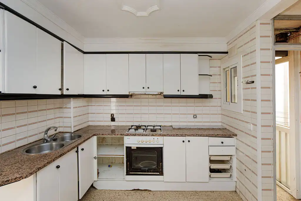 Cocina de Piso en venta en Salt