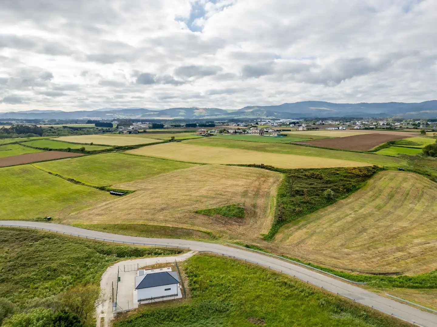 Houses for sale in Castropol