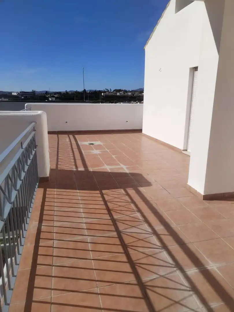 Piso con piscina en venta en Los Pacos, imagen 2