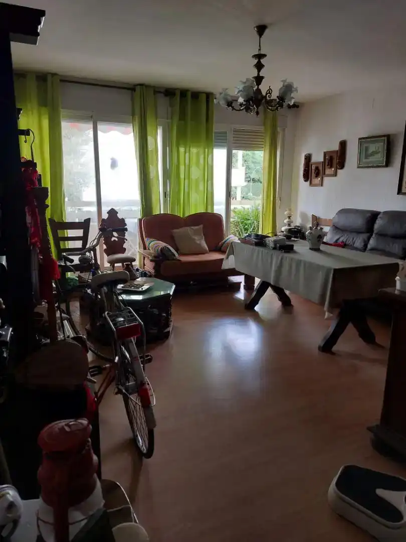 Sala d'estar de Apartament en venda en Torremolinos amb Aire condicionat i Balcó