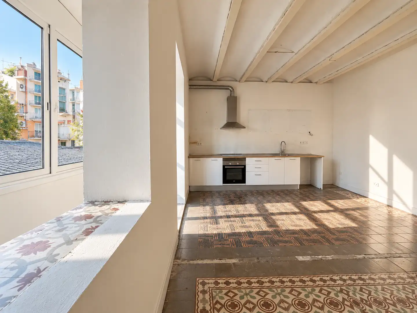 Flat with terrace for sale in Calle RAMON TURRO, imagen 4