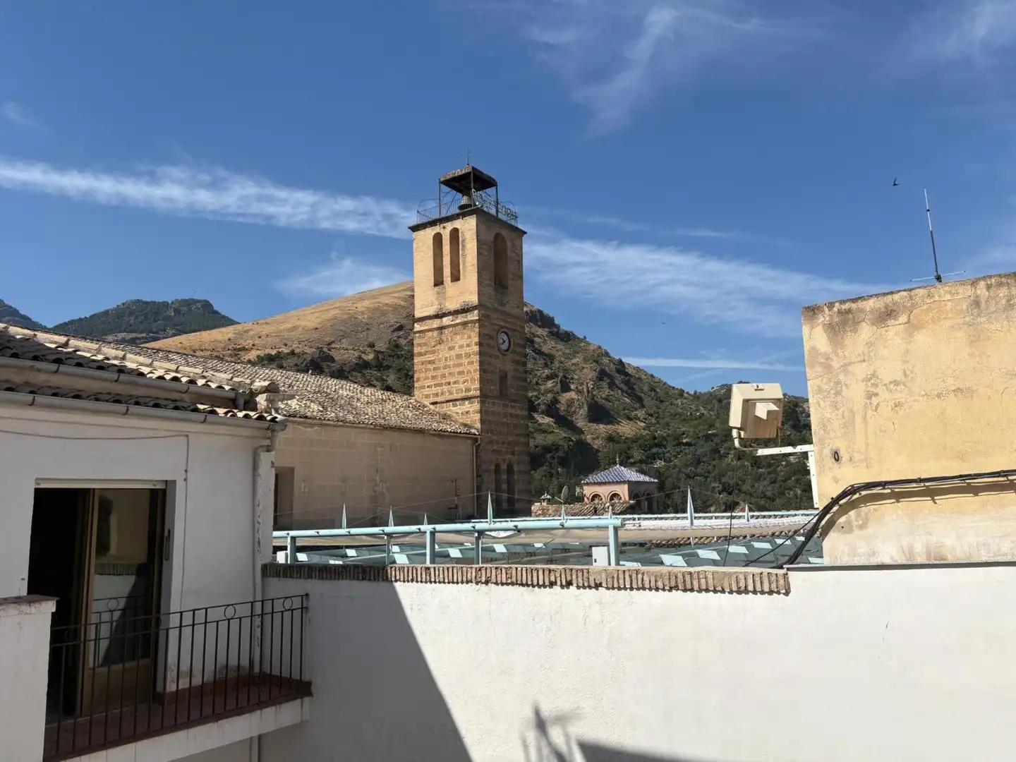Exterior view of Flat for sale in Cazorla
