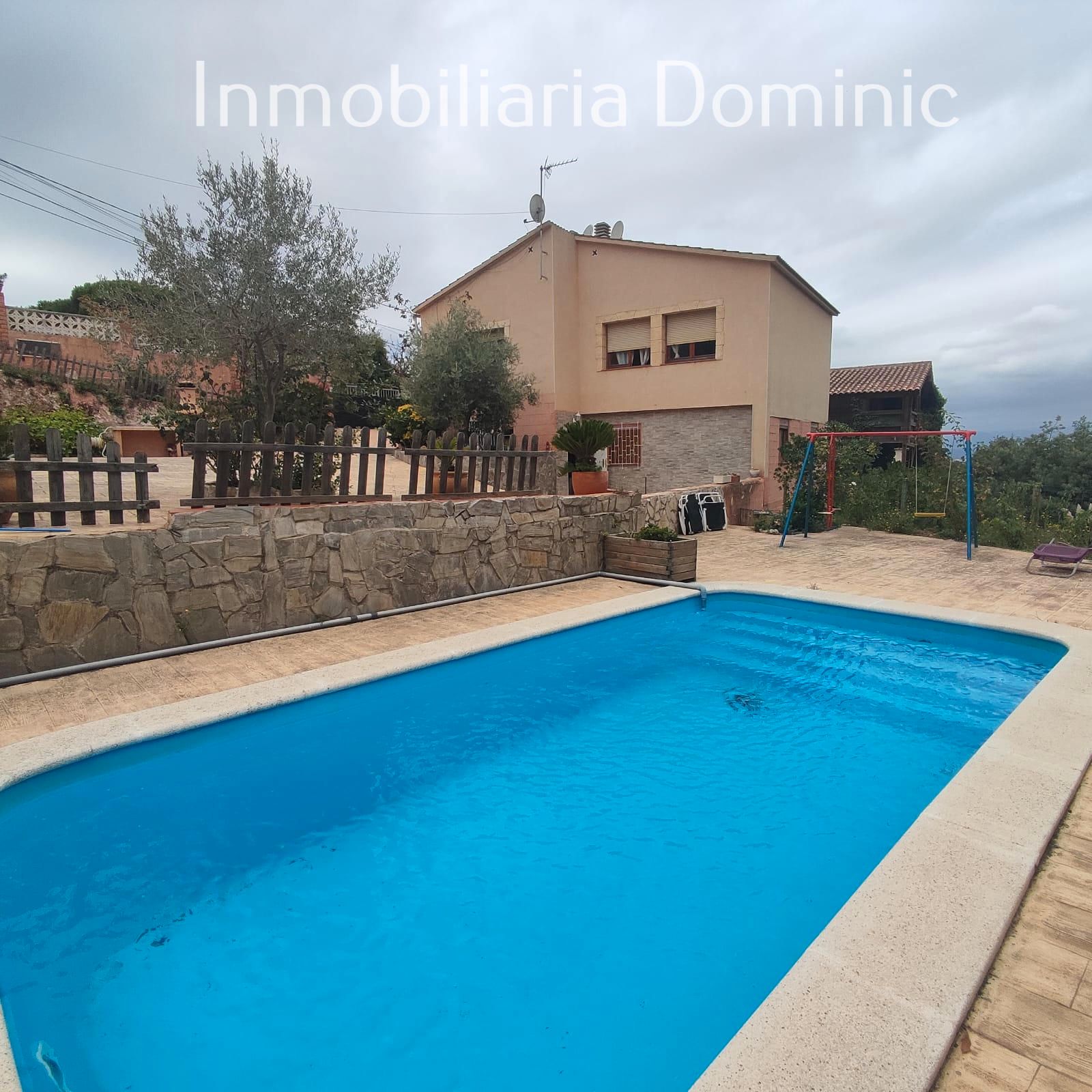 Casa o chalet en venta en Carrer Santa Elena, Montbarbat