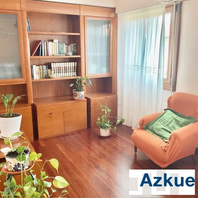 Living room of Flat for sale in Getaria  with Heating and Furnished