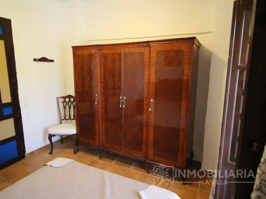 Dormitori de Casa o xalet en venda en Álora amb Aire condicionat, Jardí privat i Terrassa