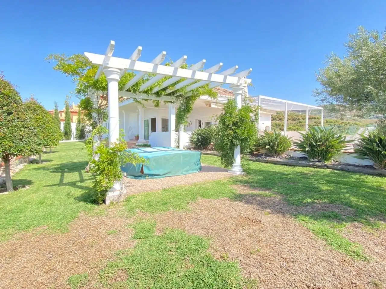 Terrassa de Casa o xalet en venda en Torrox amb Aire condicionat, Jardí privat i Traster