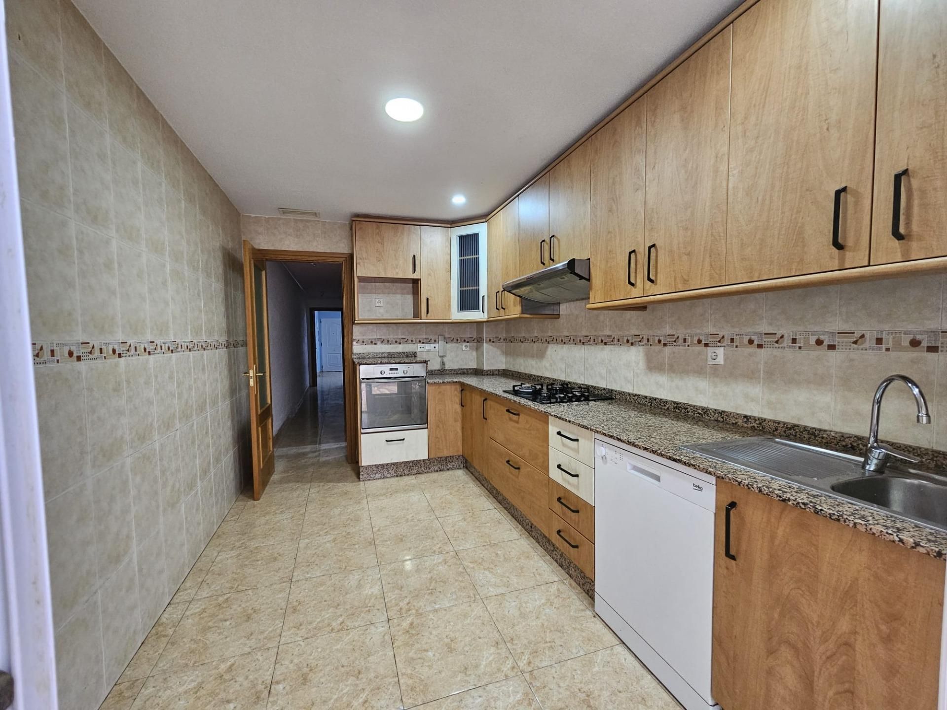 Cocina de Planta baja de alquiler con opción a compra en Elche / Elx