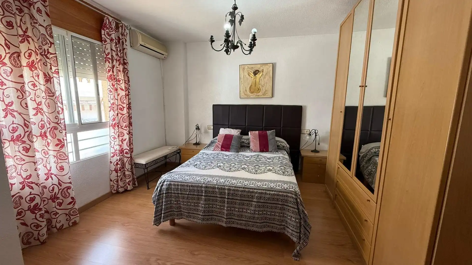 Habitación de Piso de alquiler en Águilas con Aire acondicionado, Terraza y Trastero
