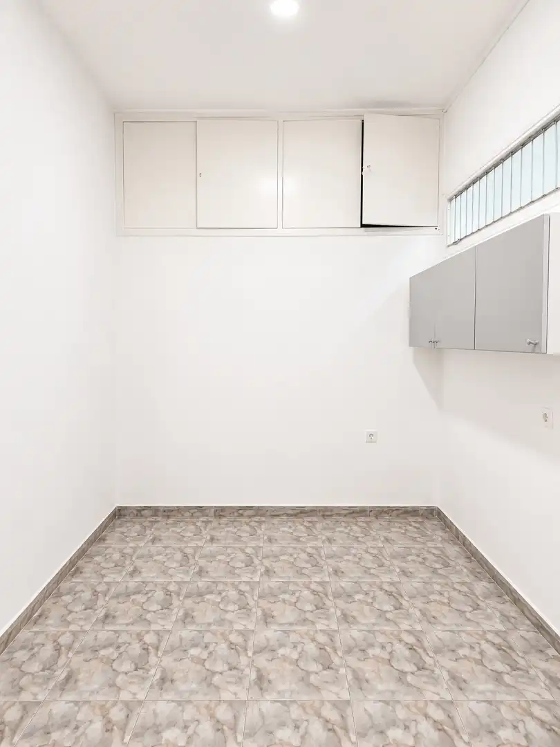 Kitchen of Commercial properties for rent in Sabadell