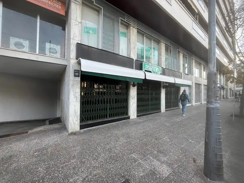Local comercial en alquiler en Travessia Carril 1, imagen 2