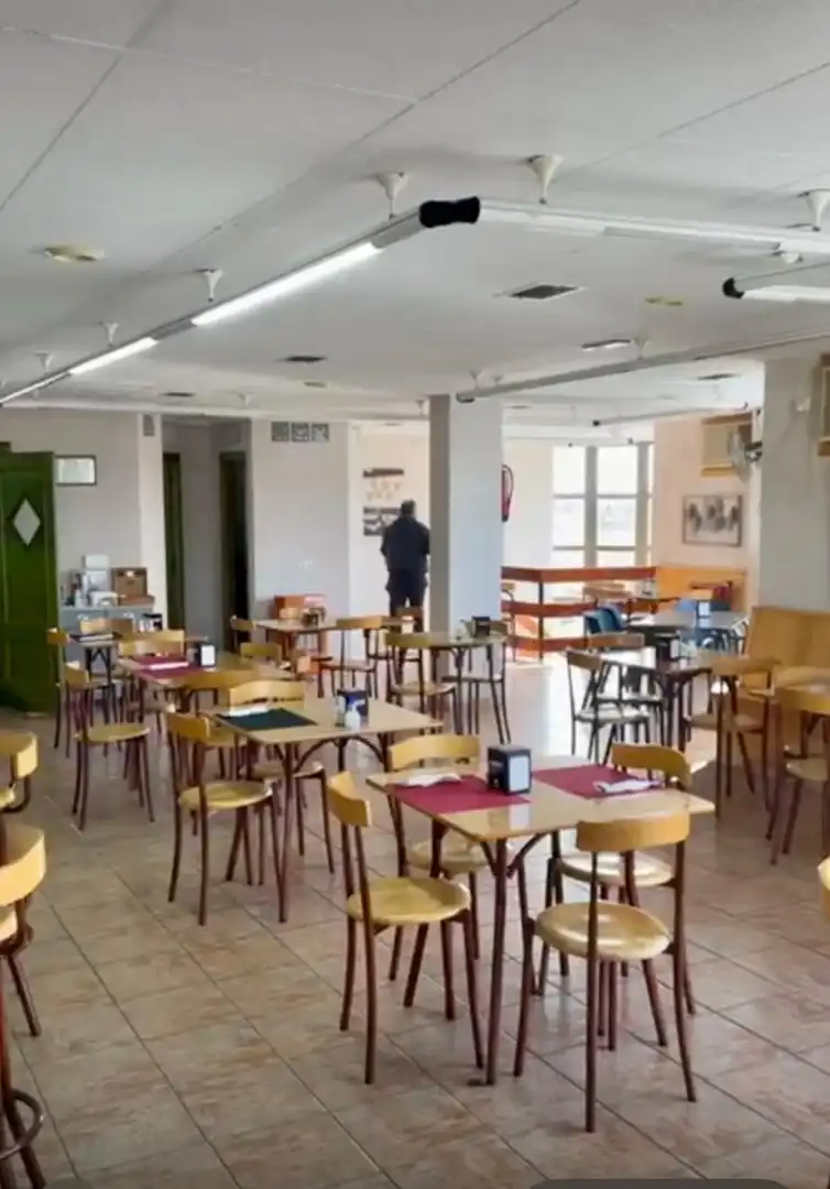 Edificio en venta en Elda