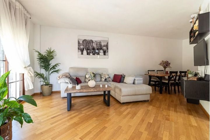 Sala d'estar de Pis en venda en Jerez de la Frontera amb Aire condicionat