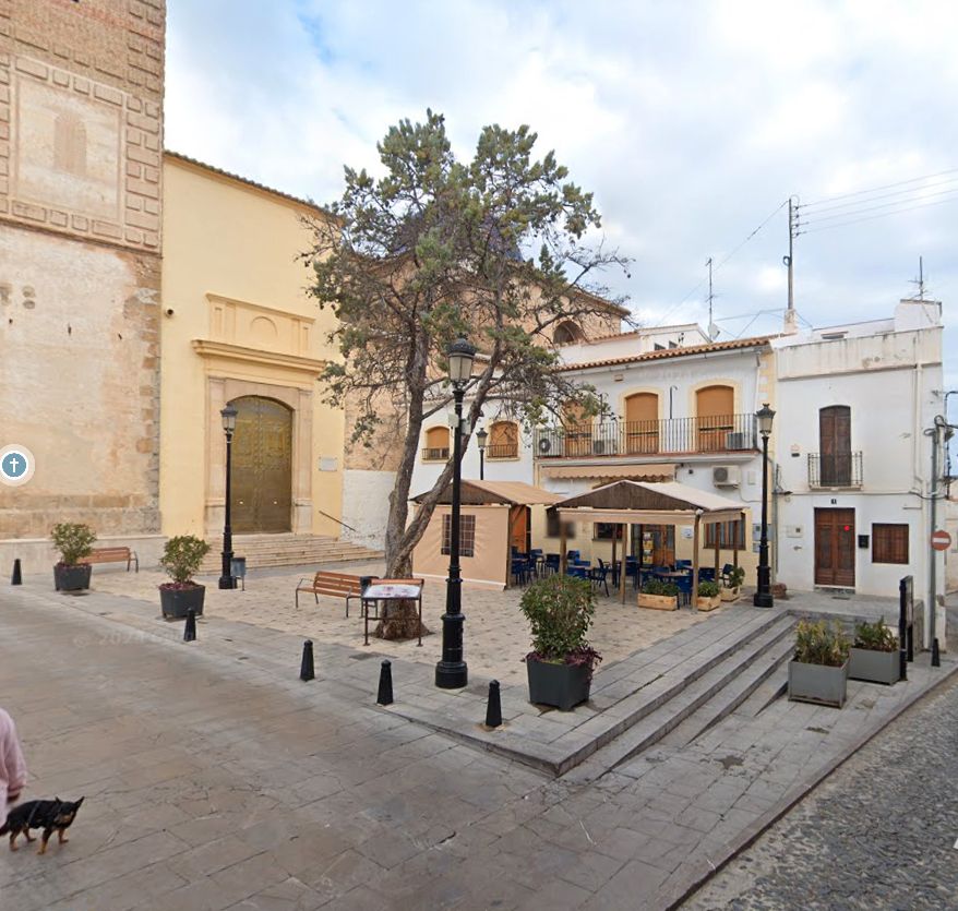 Vista exterior de Casa adosada en venda en Oliva amb Terrassa i Moblat