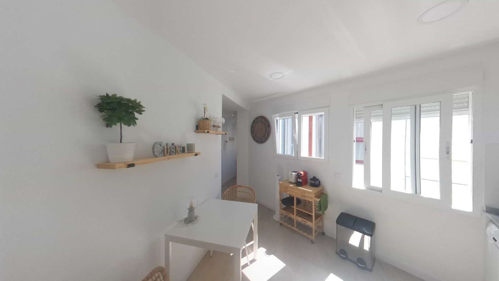 Kitchen of Apartment to share in  Madrid Capital  with Air Conditioner, Heating and Terrace