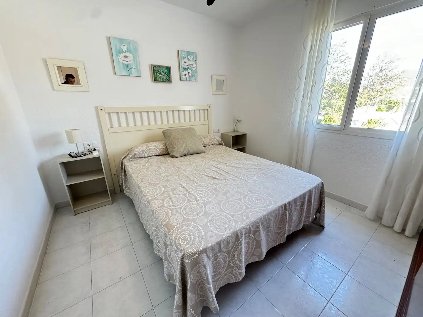 Dormitori de Apartament en venda en Torrox amb Terrassa, Moblat i Piscina comunitària