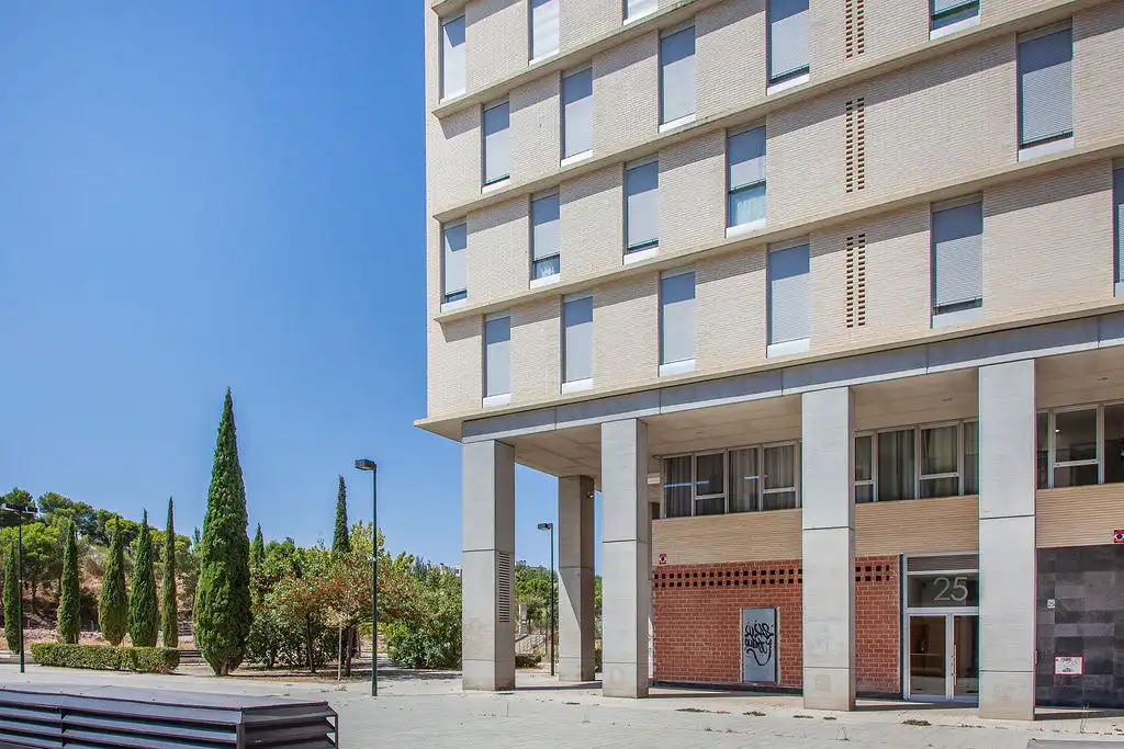 Vista exterior de Local en venta en Zaragoza