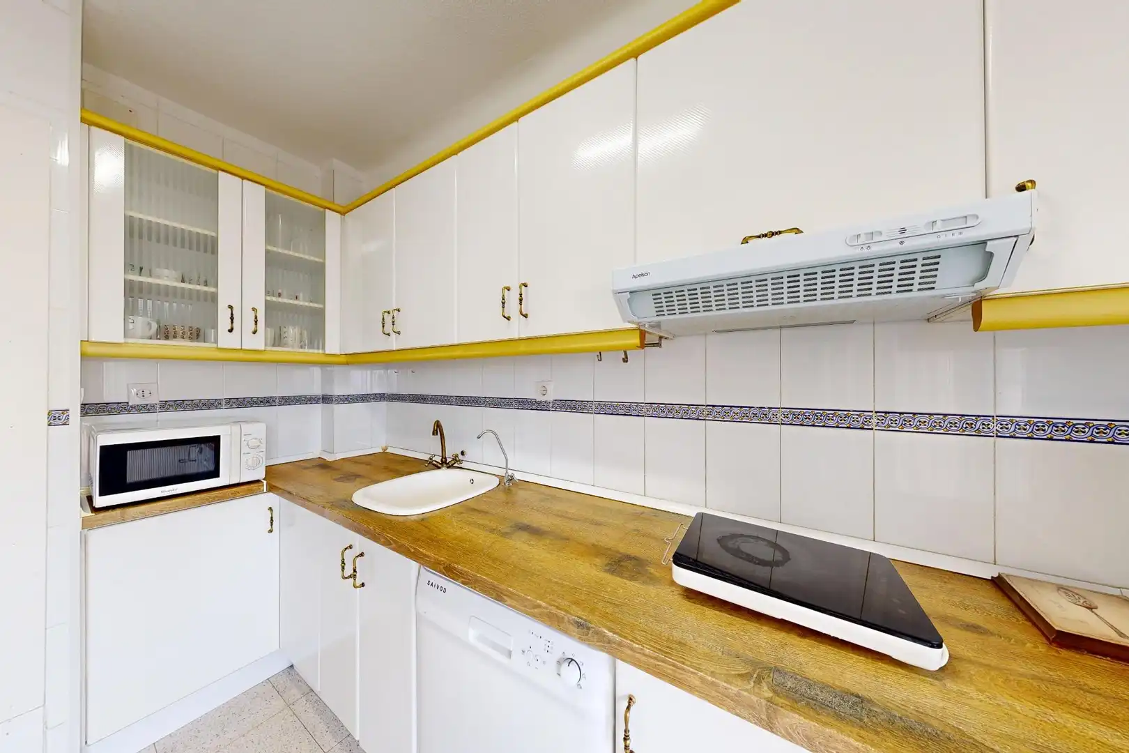 Cocina de Apartamento en venta en Cartagena con Aire acondicionado, Calefacción y Terraza