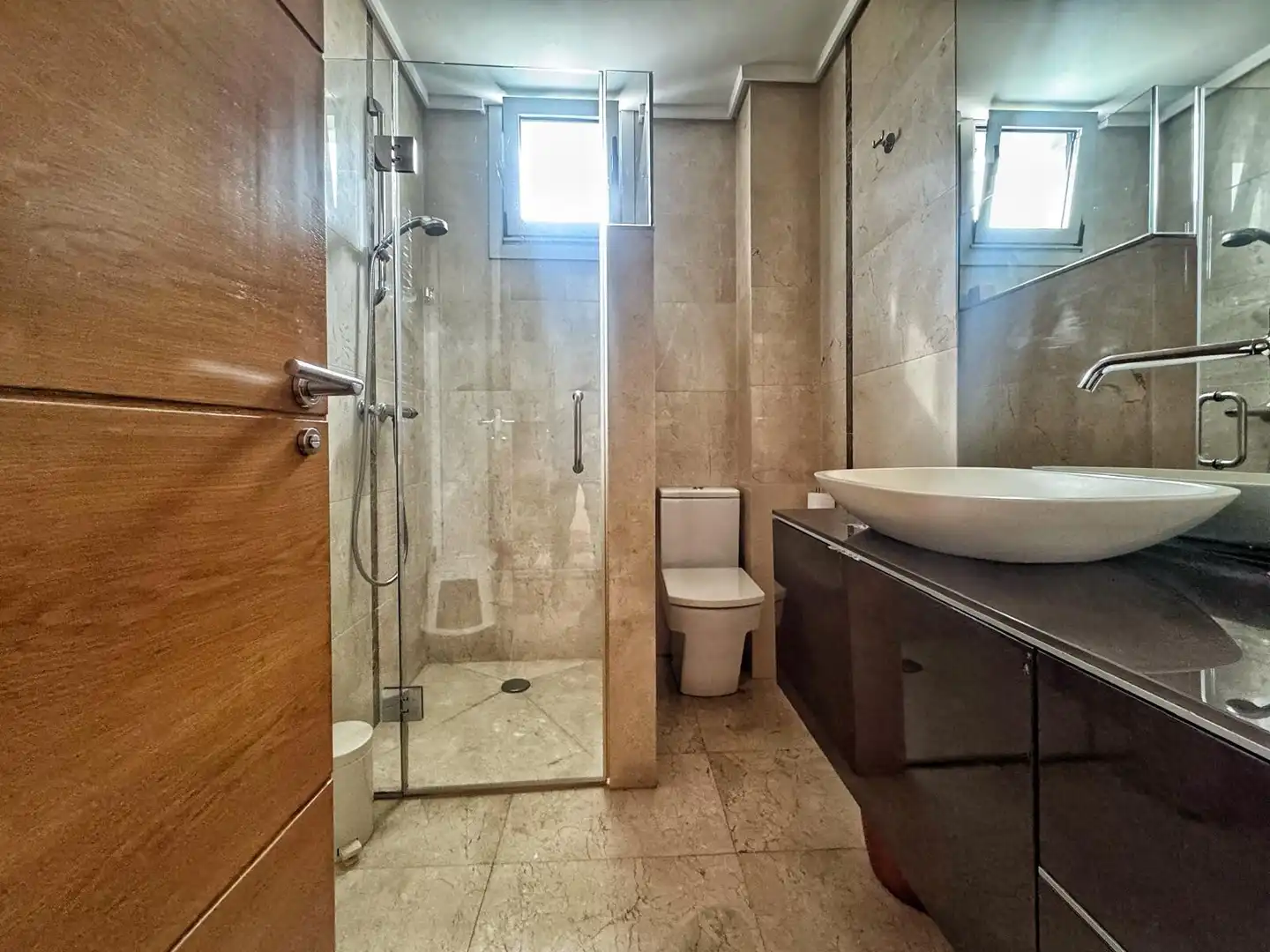 Bathroom of Flat for sale in O Grove    with Heating, Terrace and Furnished