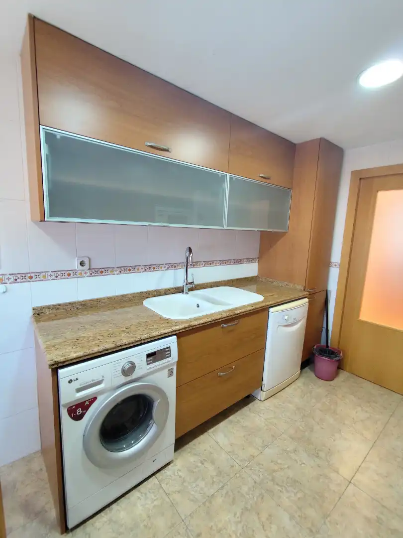Kitchen of Flat for rent in Valencia  with Air Conditioner, Furnished and Washing machine