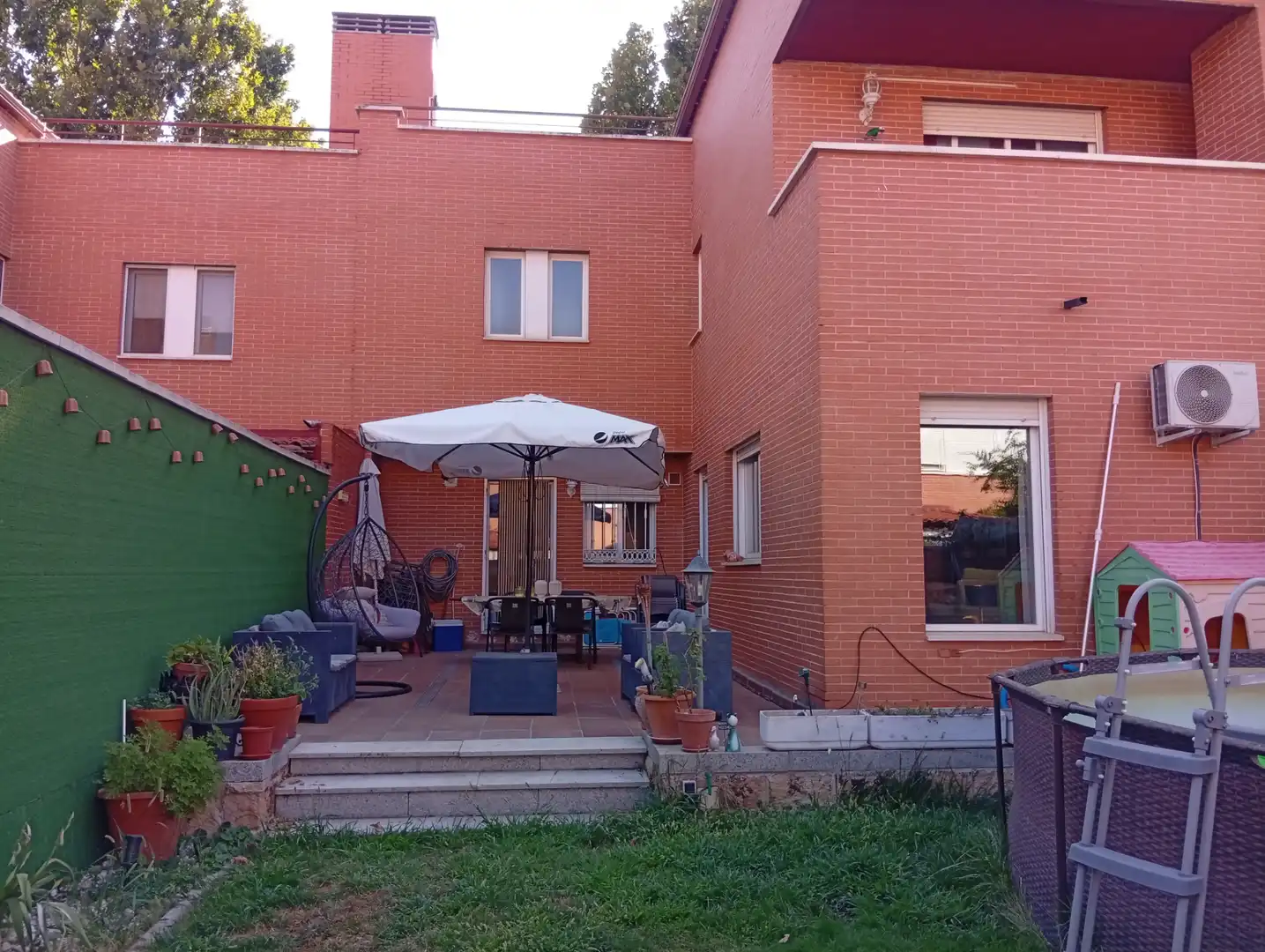 Terrassa de Casa adosada en venda en Daganzo de Arriba amb Aire condicionat, Calefacció i Jardí privat