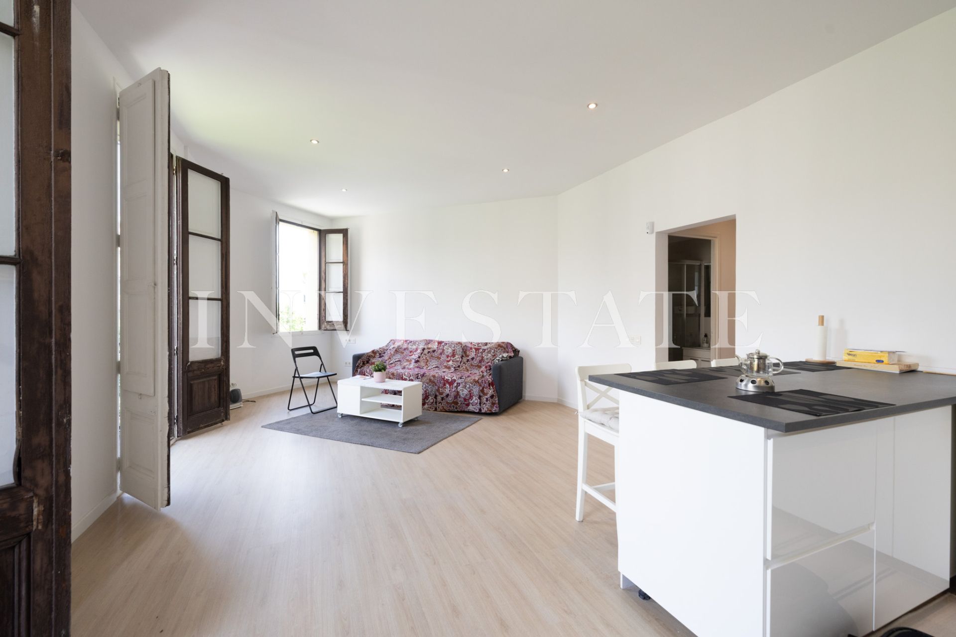 Piso en venta en Carrer de Girona, Dreta de l'Eixample, Eixample,  Barcelona Capital