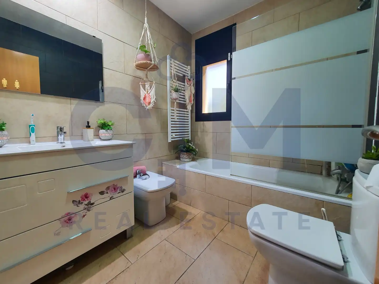 Baño de Casa o chalet en venta en Vallgorguina con Aire acondicionado, Calefacción y Jardín privado