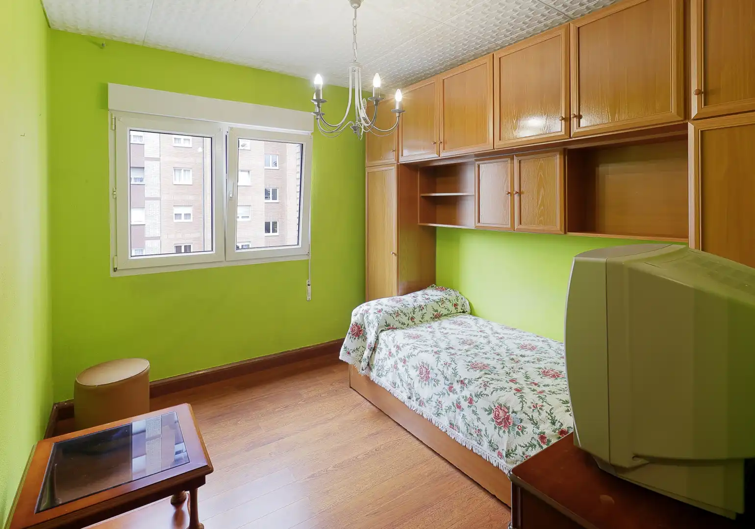 Habitación de Piso en venta en Gijón  con Calefacción