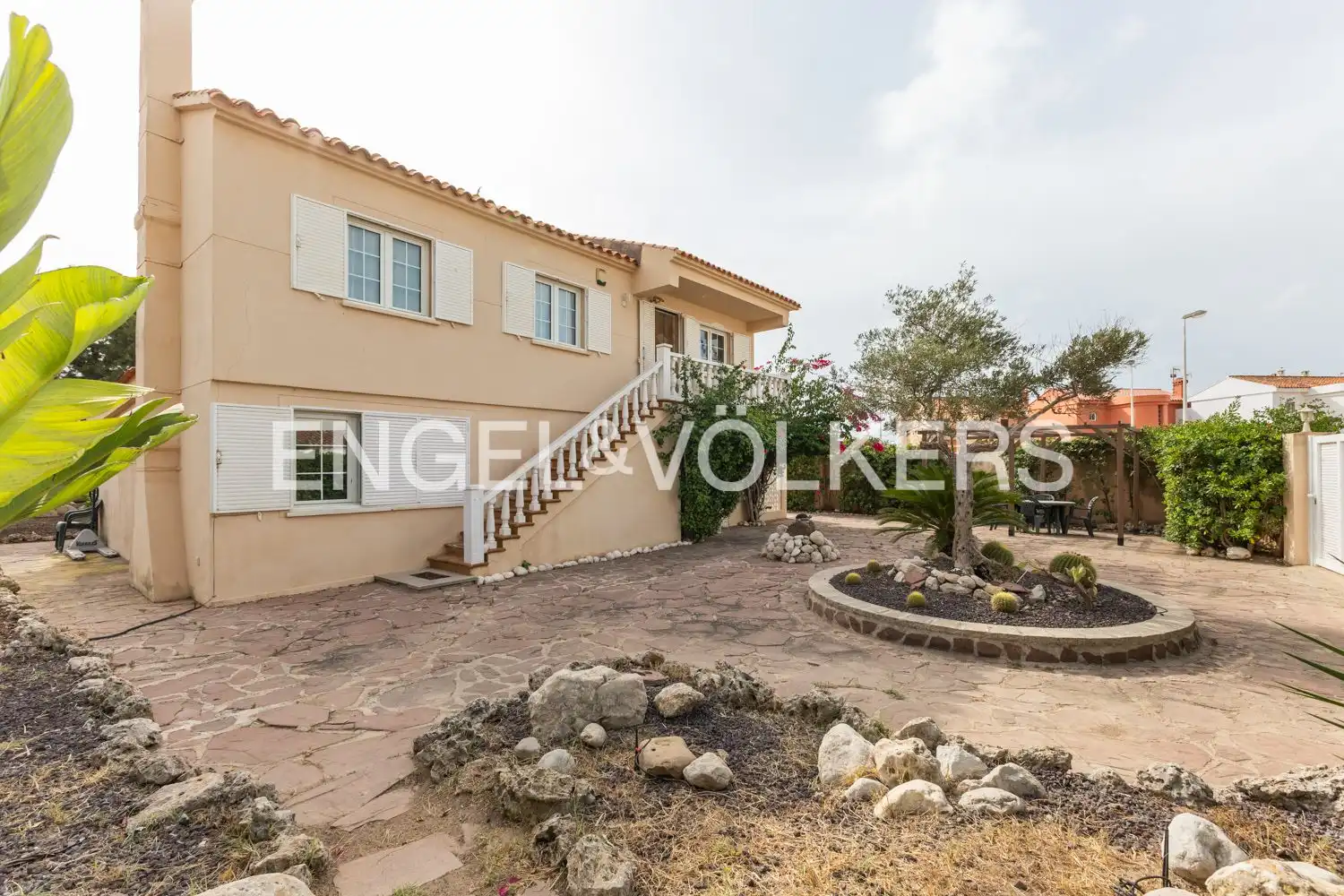 Vista exterior de Casa o xalet en venda en Cullera amb Aire condicionat, Calefacció i Jardí privat