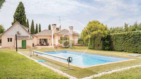 Foto 2 de Casa o xalet en venda a C. Playa de Corcubión, Bonanza, Madrid