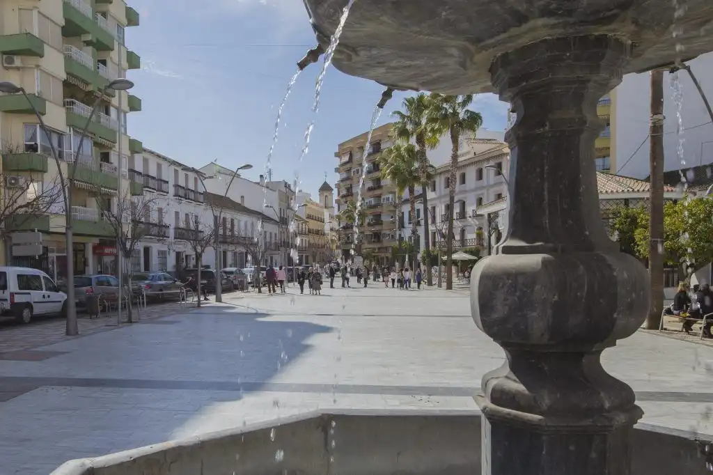 Inmuebles singulares con ascensor en venta en Coín, imagen 4