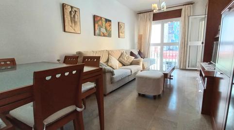 Foto 3 de Pis en venda a Calle Frigiliana, Girón - Las Delicias, Málaga